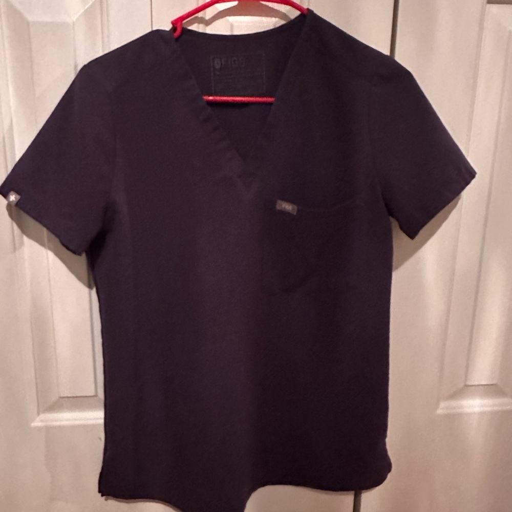 Figs Women's purple jam Catarina top